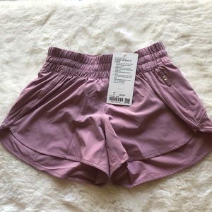 SOLD PLEASE DO NOT BUY Lululemon tracker shorts